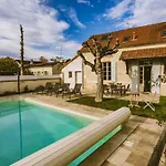 Charmante Maison Avec Piscine Privee Et Jardin A - Fr-1-616-547 *