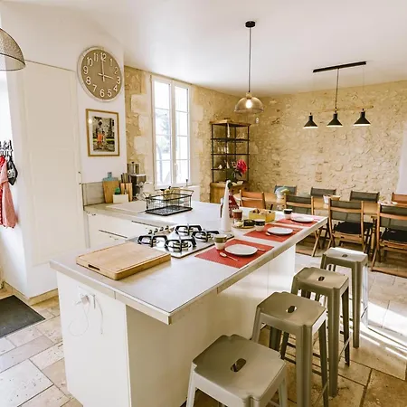 Charmante Maison Avec Piscine Privee Et Jardin A - Fr-1-616-547 Feriehus *