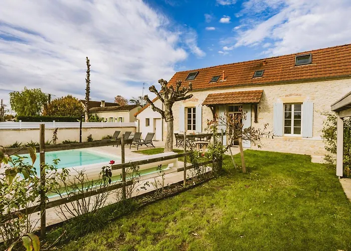 Charmante Maison Avec Piscine Privee Et Jardin A - Fr-1-616-547 Feriehus